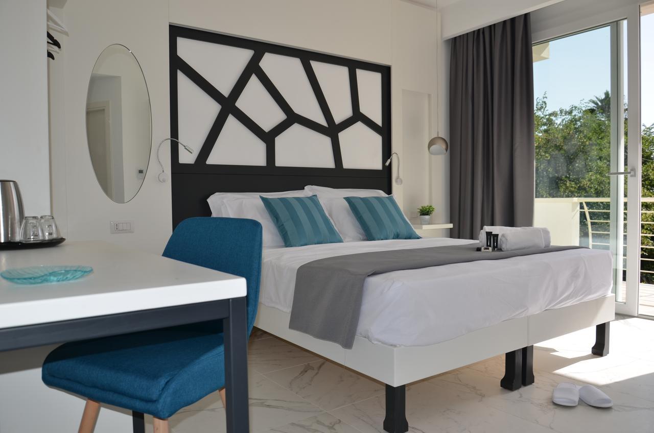 Centurio luxury rooms Santa Domenica  Esterno foto
