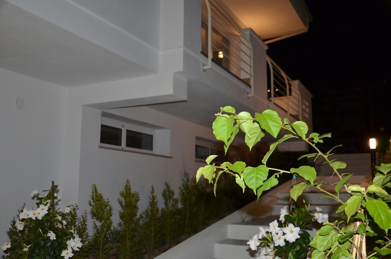 Centurio luxury rooms Santa Domenica  Esterno foto