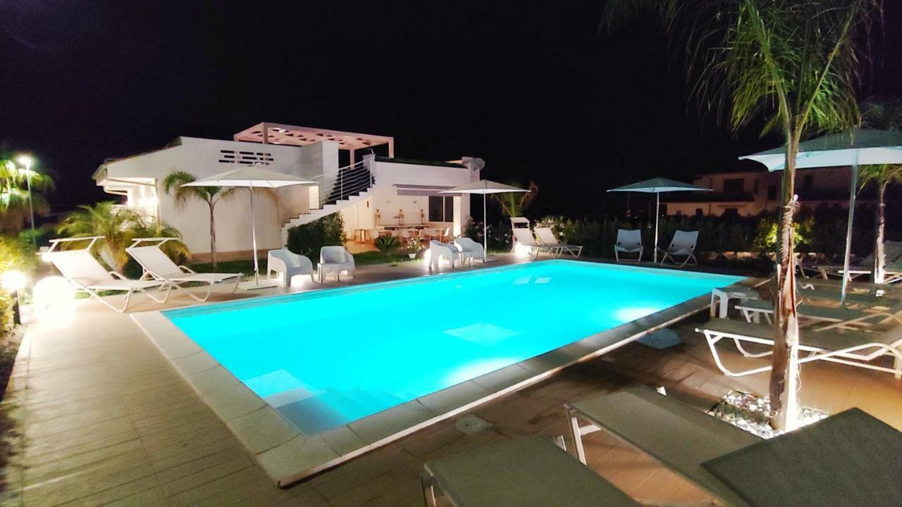 Centurio luxury rooms Santa Domenica  Esterno foto